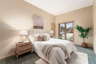 4270 Llanfair Ct, Columbus, OH 43221 - Photo 30