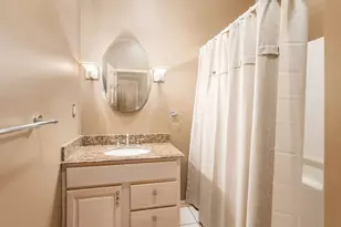 4270 Llanfair Ct, Columbus, OH 43221 - Photo 32