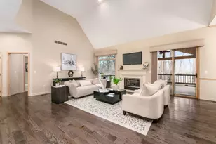 4270 Llanfair Ct, Columbus, OH 43221 - Photo 10