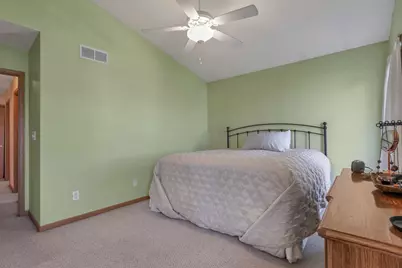 412 Hunters Court, Newark, OH 43055 - Photo 12