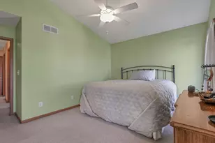 412 Hunters Ct, Newark, OH 43055 - Photo 12