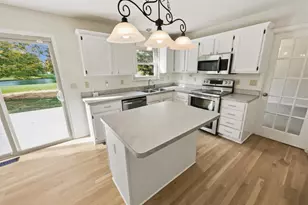 4517 Clayburn Dr W, Grove City, OH 43123 - Photo 10