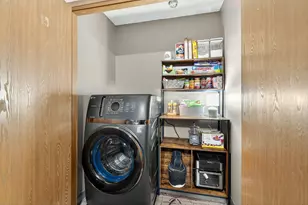 1291 Worthington Creek Dr, Columbus, OH 43085 - Photo 24