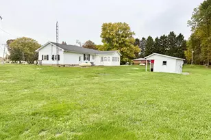 9136 Mt Gilead Rd, Fredericktown, OH 43019 - Photo 2