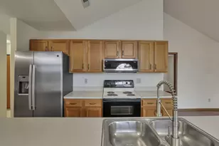 4997 Meadow Run Dr, Hilliard, OH 43026 - Photo 16