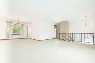 512 Newford Dr, Bellefontaine, OH 43311 - Photo 6