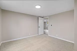 1905 Elmore Ave, Columbus, OH 43224 - Photo 16