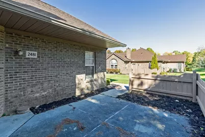 2481 Timbers Edge Lane #2481, Columbus, OH 43235 - Photo 4