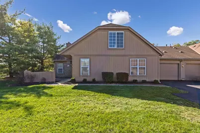 2481 Timbers Edge Lane #2481, Columbus, OH 43235 - Photo 2