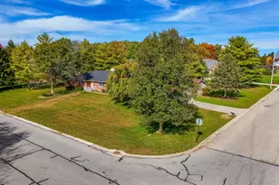 242 Miller Dr, Urbana, OH 43078 - Photo 6