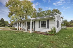 5152 Burdett Dr, Columbus, OH 43232 - Photo 2