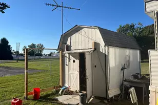 210 Cedar St, Pataskala, OH 43062 - Photo 4