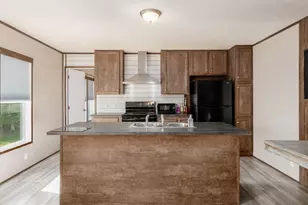 11 Oak Glen Dr, Delaware, OH 43015 - Photo 2