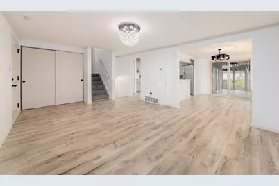 1325 Carlyle Drive, Reynoldsburg, OH 43068 - Photo 6