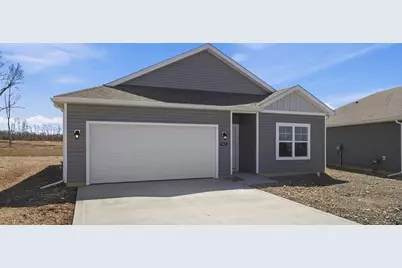 962 Sherwood Loop, Bellefontaine, OH 43311 - Photo 2