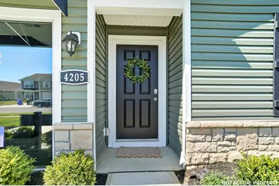 954 Sherwood Loop, Bellefontaine, OH 43311 - Photo 2