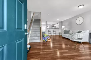 7278 Colonial Affair Dr, New Albany, OH 43054 - Photo 2