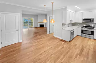 3066 Ravine Pointe Dr, Columbus, OH 43231 - Photo 8