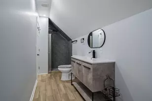 1472 S Champion Ave, Columbus, OH 43207 - Photo 16