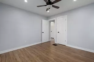 1472 S Champion Ave, Columbus, OH 43207 - Photo 22