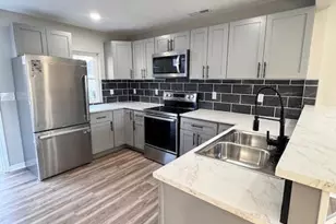 2858 Woodland Ave, Columbus, OH 43224 - Photo 10