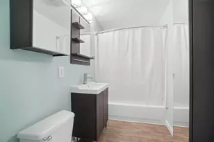 212 E Hudson St, Columbus, OH 43202 - Photo 16