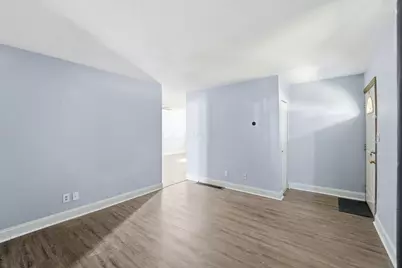 3172 Weirton Drive, Columbus, OH 43207 - Photo 8