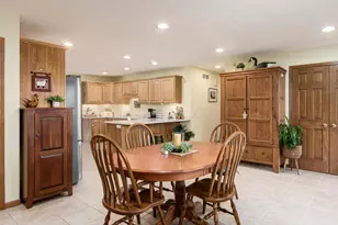 1061 Edinburgh, London, OH 43140 - Photo 6