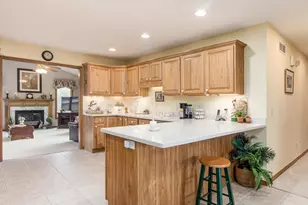 1061 Edinburgh, London, OH 43140 - Photo 8