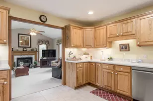 1061 Edinburgh, London, OH 43140 - Photo 12