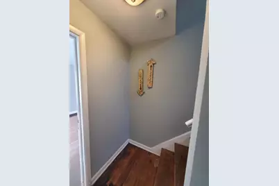 2822-2824 E 5th Avenue, Columbus, OH 43219 - Photo 4