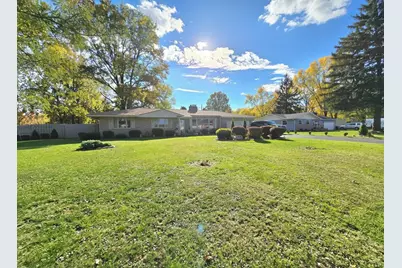 3715 Montclair Drive, Columbus, OH 43219 - Photo 2
