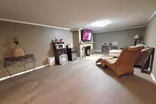 3715 Montclair Dr, Columbus, OH 43219 - Photo 22