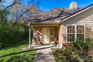 597 Piney Glen Dr, Columbus, OH 43230 - Photo 2