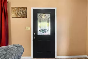 204 E Spring Ave, Bellefontaine, OH 43311 - Photo 6