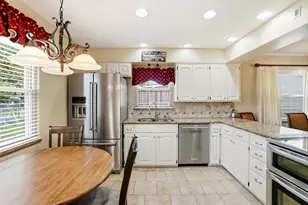 1363 Kelton Ave, Columbus, OH 43206 - Photo 16