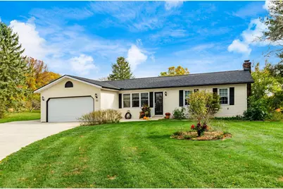 132 North Court, Thornville, OH 43076 - Photo 2