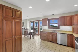 12171 Shell Beach Rd NE, Thornville, OH 43076 - Photo 10