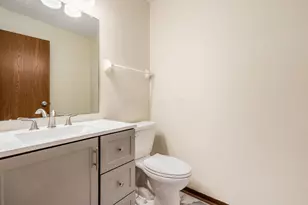 5624 Wigmore Dr, Columbus, OH 43235 - Photo 14