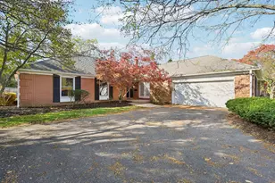 3701 Reed Rd, Columbus, OH 43220 - Photo 2