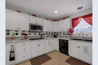 7256 Windsor Ridge Drive, Huber Heights, OH 45424 - Photo 20