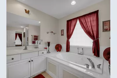 7256 Windsor Ridge Drive, Huber Heights, OH 45424 - Photo 30