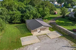 322 W Water St, New Lexington, OH 43764 - Photo 2