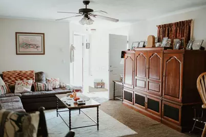 6244 London Groveport Road #8, Grove City, OH 43123 - Photo 2