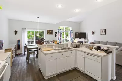 810 Mystic Pointe Drive, Lewis Center, OH 43035 - Photo 8