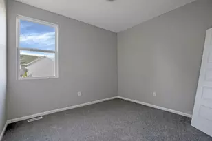 1583 Metcalfe Ave, Obetz, OH 43207 - Photo 32