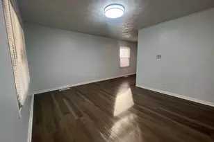 2769 Shelly Dr, Columbus, OH 43207 - Photo 4