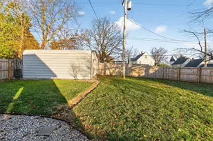 608 Henry St, Bellefontaine, OH 43311 - Photo 12