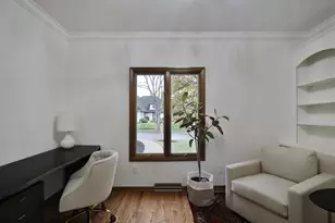 128 Green Springs Dr, Columbus, OH 43235 - Photo 10