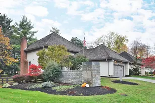 128 Green Springs Dr, Columbus, OH 43235 - Photo 2